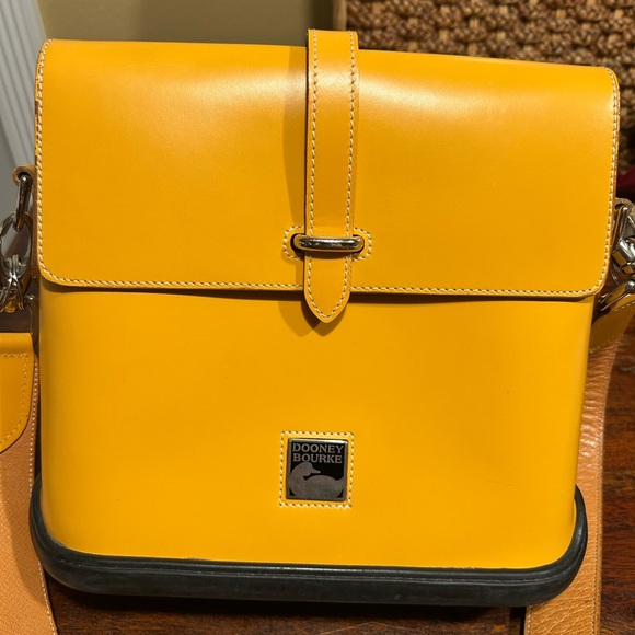 Dooney & Bourke Handbags - Vintage Dooney & Bourke Parasole Flap Mustard Leather Shoulder Bag